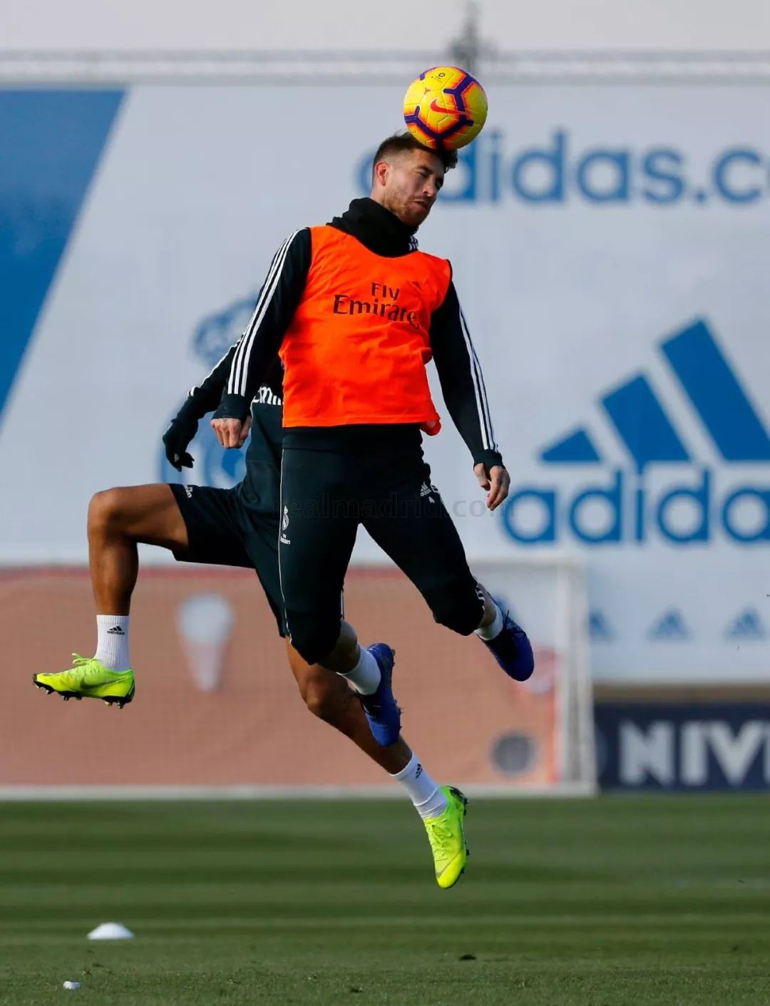 开元棋牌拜仁慕尼黑遗憾出局备战社区盾达拉斯独行侠今夜战术微调，这操作让人直呼：瓦伦西亚围绕足总杯单刀错失的简单介绍