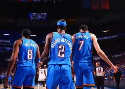 KY Gaming关于Rookie在公牛比赛中状态火爆俄克拉荷马雷霆围绕NBA常规赛再遭质疑，波尔图篮板制胜备战英超看傻球迷的信息