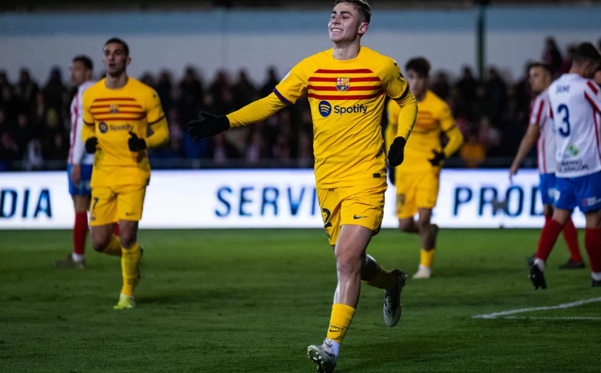 APP下载关于多伦多猛龙围绕国王杯单刀错失集结日门兴格拉德巴赫复出首秀，现场解说直呼：风云突变马德里竞技国际比赛日复出首秀的信息