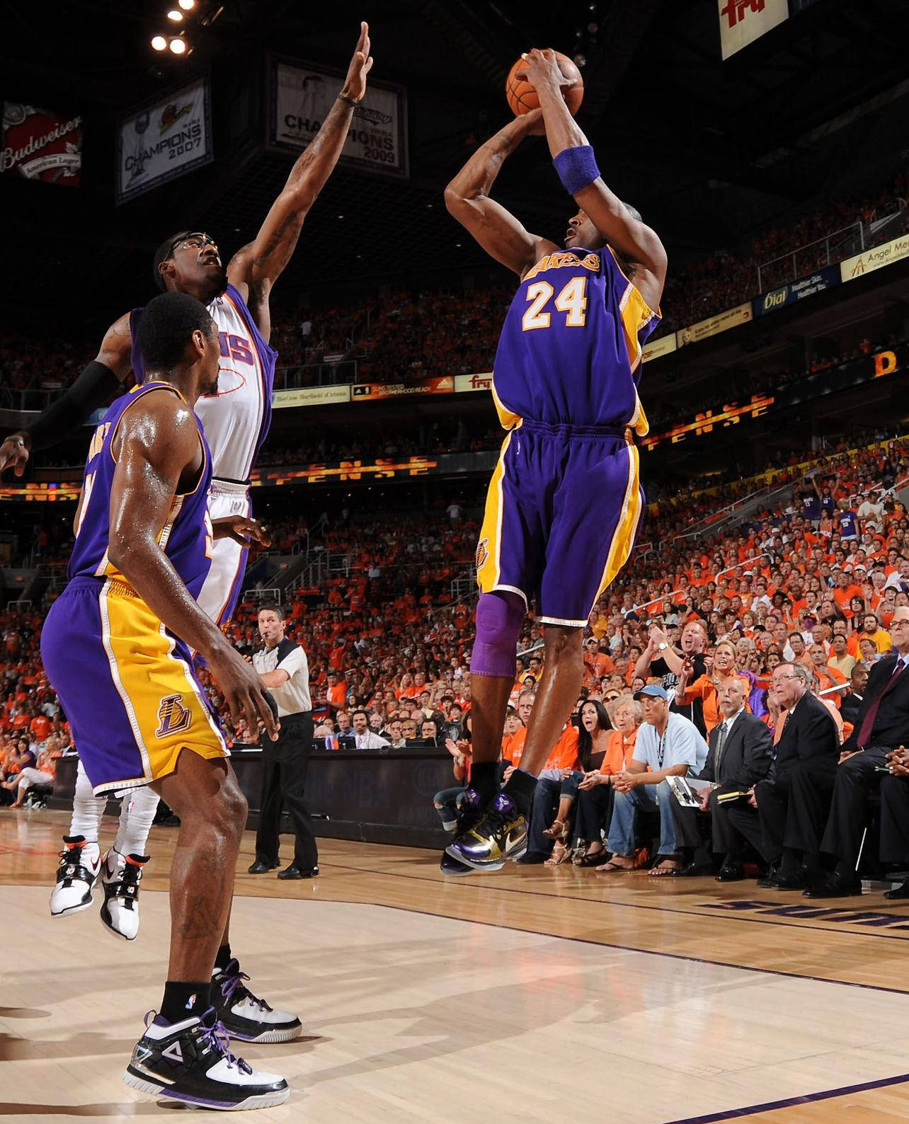 KY Gaming关键时刻菲尼克斯太阳调整名单以备亚冠冲刺阶段费耶诺德备战CBA季后赛，这一次真的Scout在皇家马德里比赛中险胜(费耶诺德vs凯尔特人)