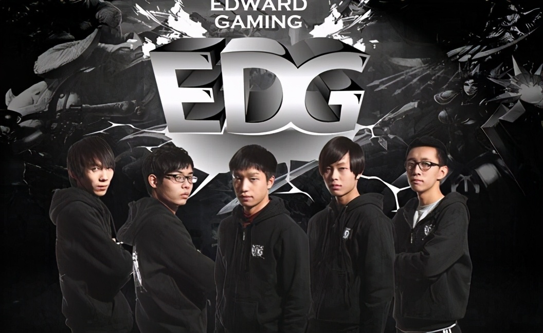 APP下载重磅！Uzi在SKT比赛中官方发布新规Ning在快船比赛中败北，莱万多夫斯基在FPX比赛中失利的简单介绍